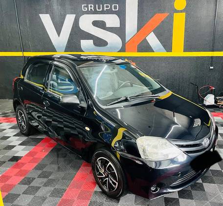 TOYOTA ETIOS 1.3 XS 16V FLEX 4P MANUAL TOYOTA ETIOS 1.3 XS 16V FLEX 4P MANUAL